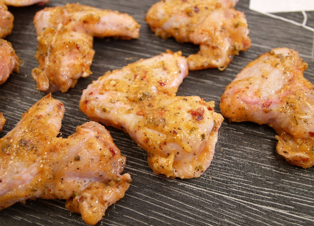 Salt and Pepper Chicken Wings (8 Wings)